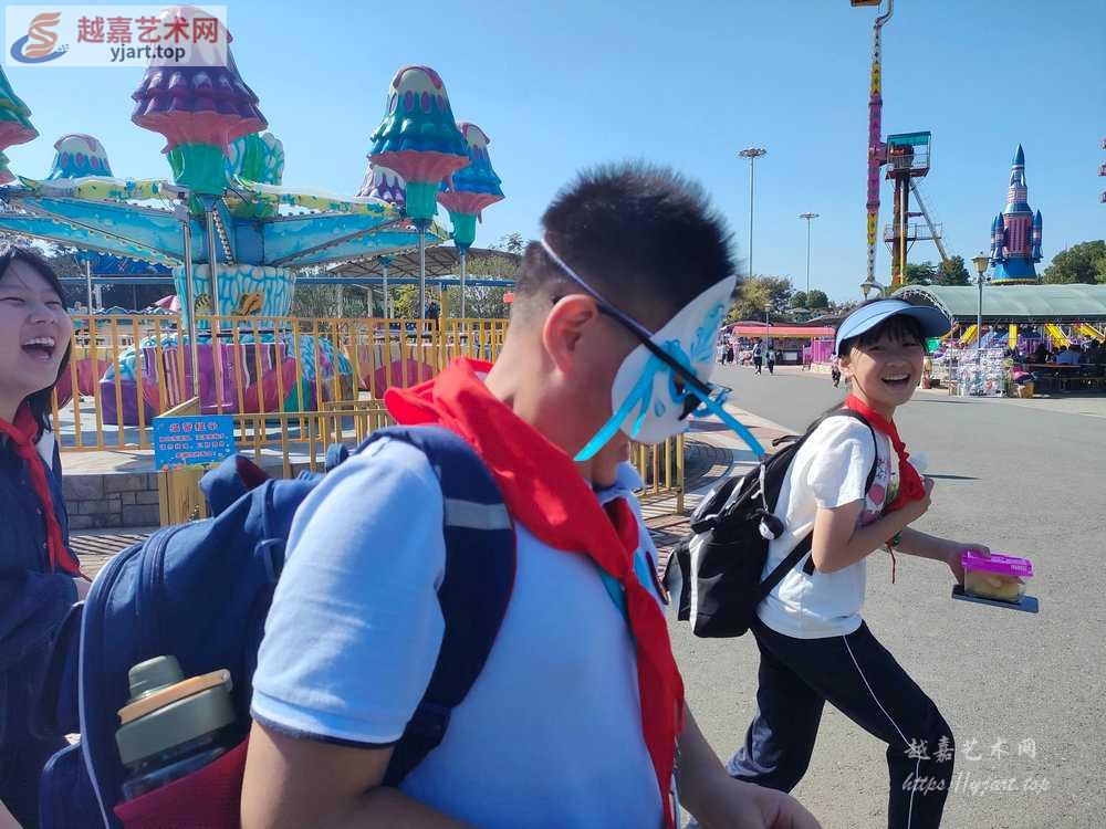2.jpg